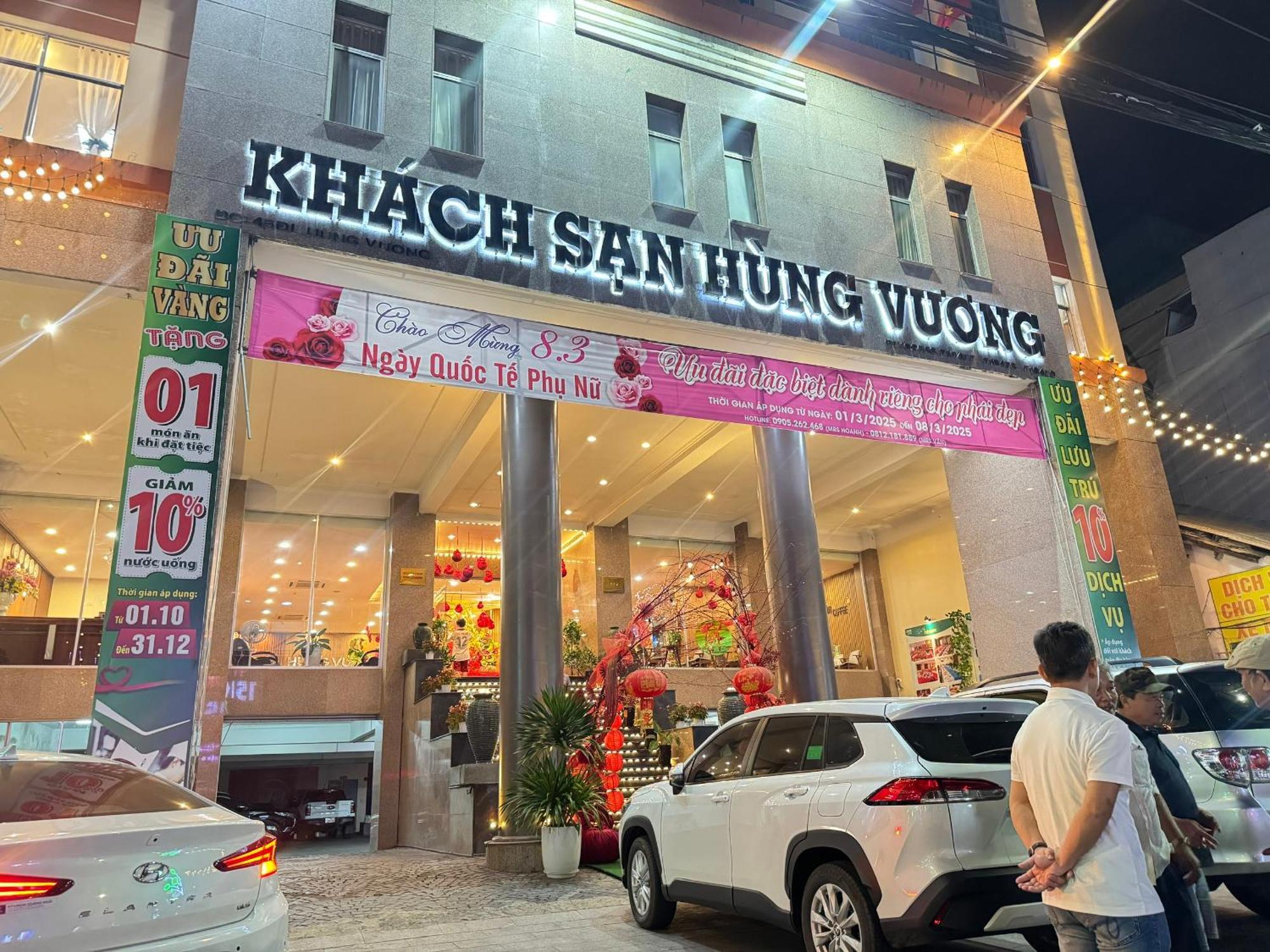 Отель Khach San Hung Vuong Куангнгай Экстерьер фото